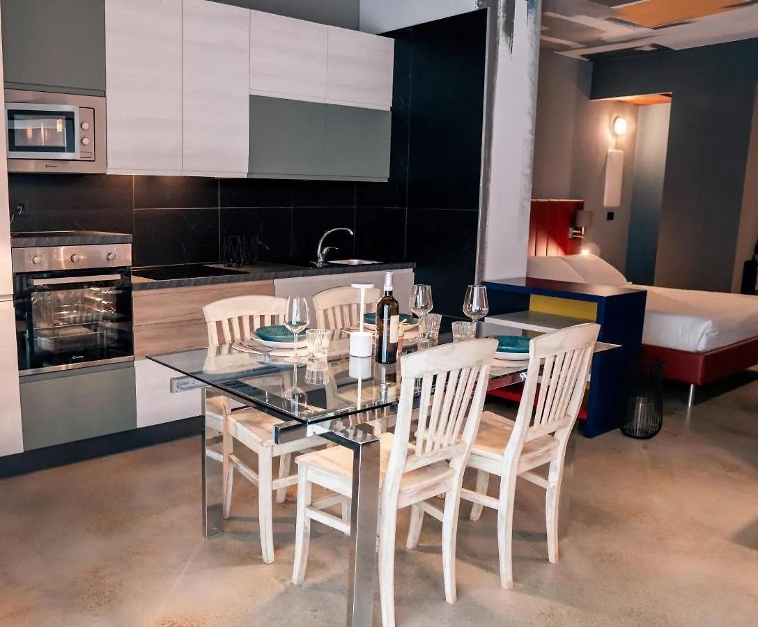 K Modern Hotel 페스키에라델가르다