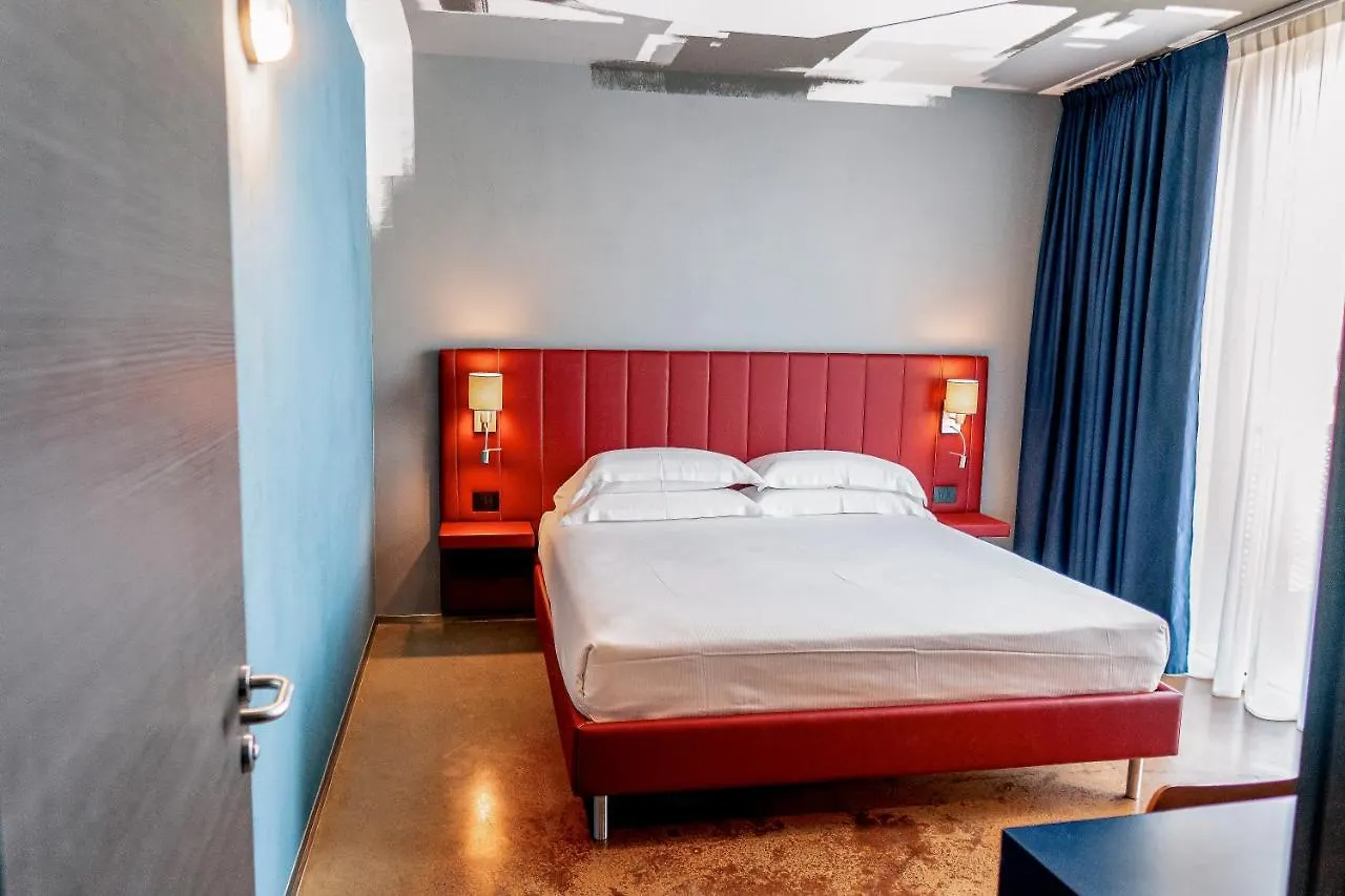 K Modern Hotel Peschiera del Garda