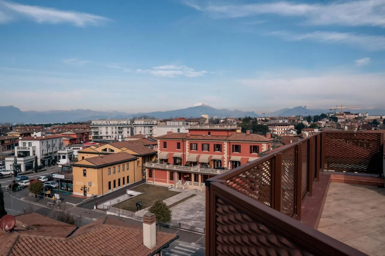 ***  K Modern Hotel Peschiera del Garda Itália
